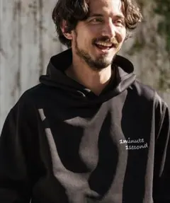 1minute 1second パーカー(1M24N090/Mサイズ)