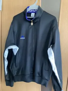 adidas ジップアップジャケット ブラック