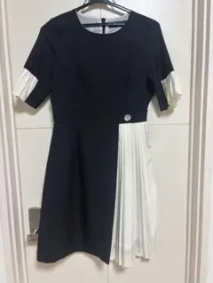 salire 黒白プリーツ半袖ワンピース