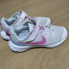 Nike スニーカー　19cm ピンク