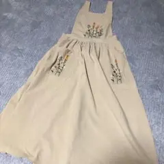 ROMWEベージュ 花柄刺繍 キャミワンピース