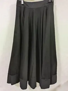 ヨウジヤマモト 黒ワイドバルーンスカートのサムネイル