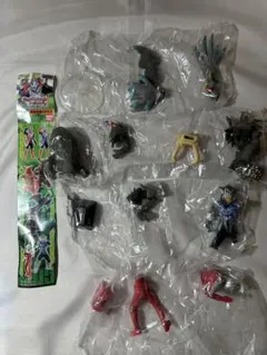 ウルトラ大怪獣バトルスペシャルから4種
