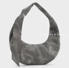 【美品】CHARLES&KEITH トニーデニムノットカーブホーボーバッグ