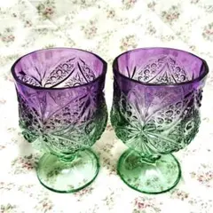 紫と緑のエンボスガラスカップ 2個セット