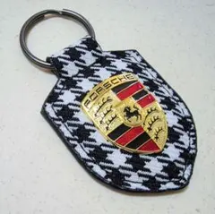 ポルシェ キーホルダー 千鳥格子 ペピータPorsche 正規品 - メルカリ