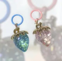171 めじるしチャーム　めじるしアクセサリー　アンブレラマーカー　いちごのサムネイル