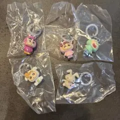 ピ*ツ様 クレヨンしんちゃんめじるしアクセサリー2