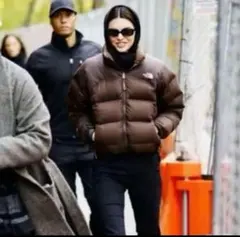 THE NORTH FACE ヌプシ　ダウンジャケット ケンダルジェンナー着用