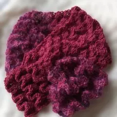 新品 手編み ケストラー ウエーブ ミニマフラー ローズ系