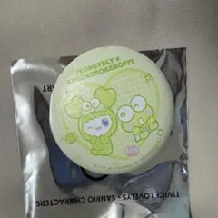 TWICE サンリオ　缶バッジ　ジョンヨン