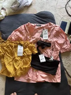 Bershka トップス 3点セット Mサイズのサムネイル