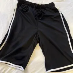ブラック ハーフパンツ Ｍサイズ