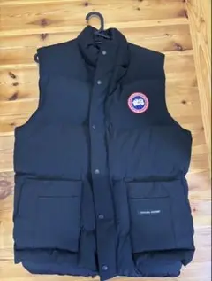 CANADA GOOSE ダウンベスト ブラックのサムネイル