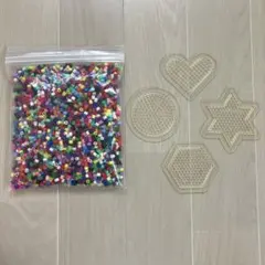 アイロンビーズ　プレート　セット　ミックス　約229g