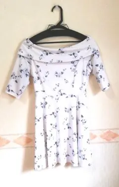 CECIL McBEE　花柄ワンピース