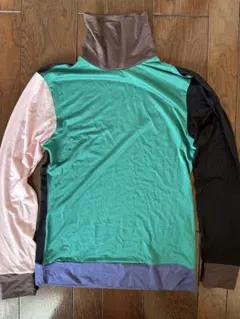 MARNI マルチカラータートルネック長袖