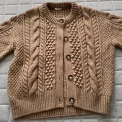ベージュ ケーブルニット 長袖カーディガン