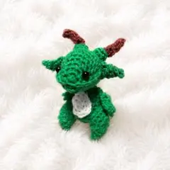 処分価格】あみぐるみ ピンクドラゴン - メルカリ