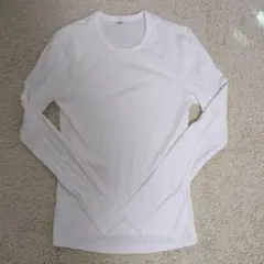 美品　ホワイト長袖Tシャツ Sサイズ