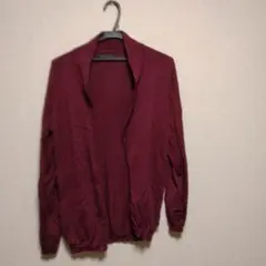 バーガンディ カーディガン ボタン付き
