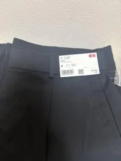 UNIQLO ブラック タックワイドパンツ　新品　即日発送
