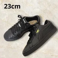 PUMA ブラック レザー スニーカー