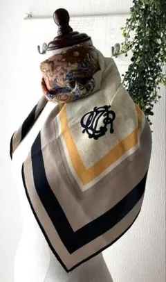 クリスチャンディオール希少な旧ロゴ大判スカーフシルク100%