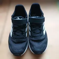 adidas ブラック/ホワイト スニーカー20サイズ