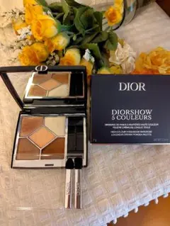 ディオール　アイシャドウ　ショウサンククルール　649　ヌードドレス　２回のみ