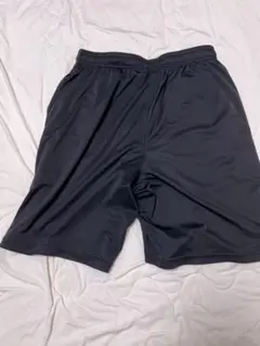 アンダーアーマー　ハーフパンツ