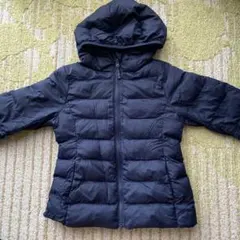 ユニクロ　ライトウォームパデットパーカ　ネイビー　120