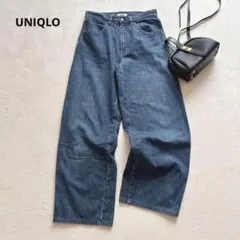 UNIQLO ワイドフィットカーブジーンズ　ハイウエスト　デニム　25 S〜Mのサムネイル