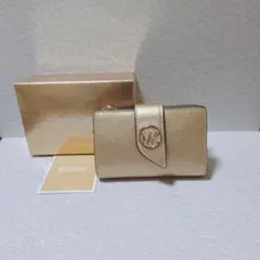 Michael Kors ゴールド 二つ折り財布 ロゴ付き 箱付き