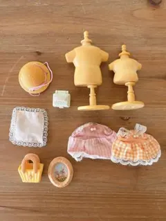 希少　シルバニアファミリー　ファッションストリート　ワンピースセット 着せ替え