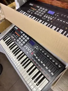 AKAI MPK88 キーボード 88鍵盤 MIDI コントロール - メルカリ