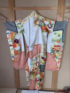 振袖 正絹 総絞り 牡丹 菊 華やかのサムネイル