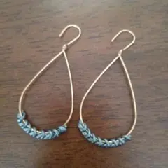 by boe ゴールド ドロップ型ピアス