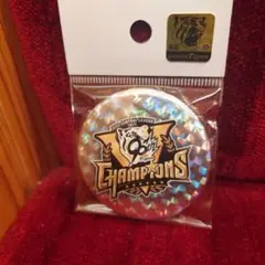 阪神タイガース　2025　リーグ優勝記念　缶バッジ　(特殊)　ホログラムシルバー