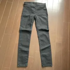 H&M キッズパンツ　140 ブラック色