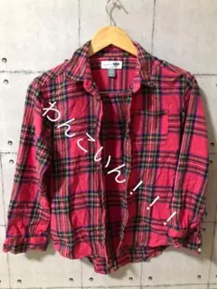 チェックシャツ