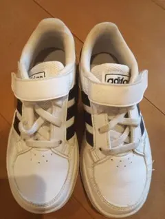 adidas ホワイト ブラック スニーカー ベルクロ　17cm