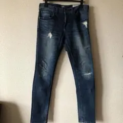 ダメージデニム