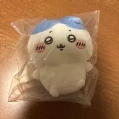 ちいかわ　おすわりぬいぐるみ　ハチワレ　ガチャガチャのサムネイル