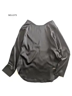 24AW 美品　ノーリーズ　リラックスサテン長袖Tブラウスのサムネイル