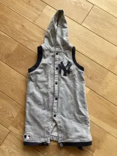 ベビー キッズ ノースリーブYankees フード付きトレーナー 70 80
