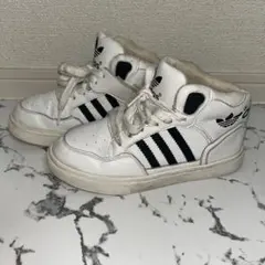 adidas ハイカットスニーカー ホワイト/ブラック　23cm✨