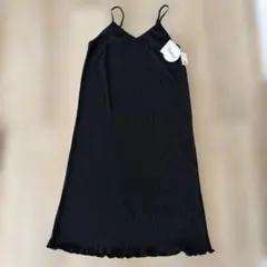 シャーリングプリーツワンピース　Ｍ　黒