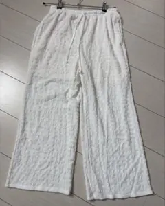 GU シャーリングアンクルパンツ
