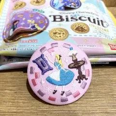 Disney Characters 刺繍缶バッジビスケット　アリス